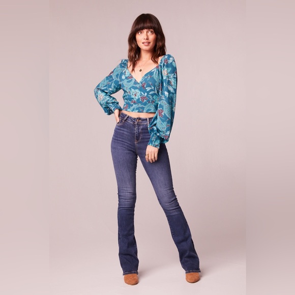 Band Of The Free SYBILLE TEAL FLORAL CROSSOVER CROP TOP - Picture 5 of 5